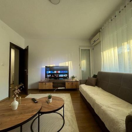 City Center Apartment Gjakova Dış mekan fotoğraf